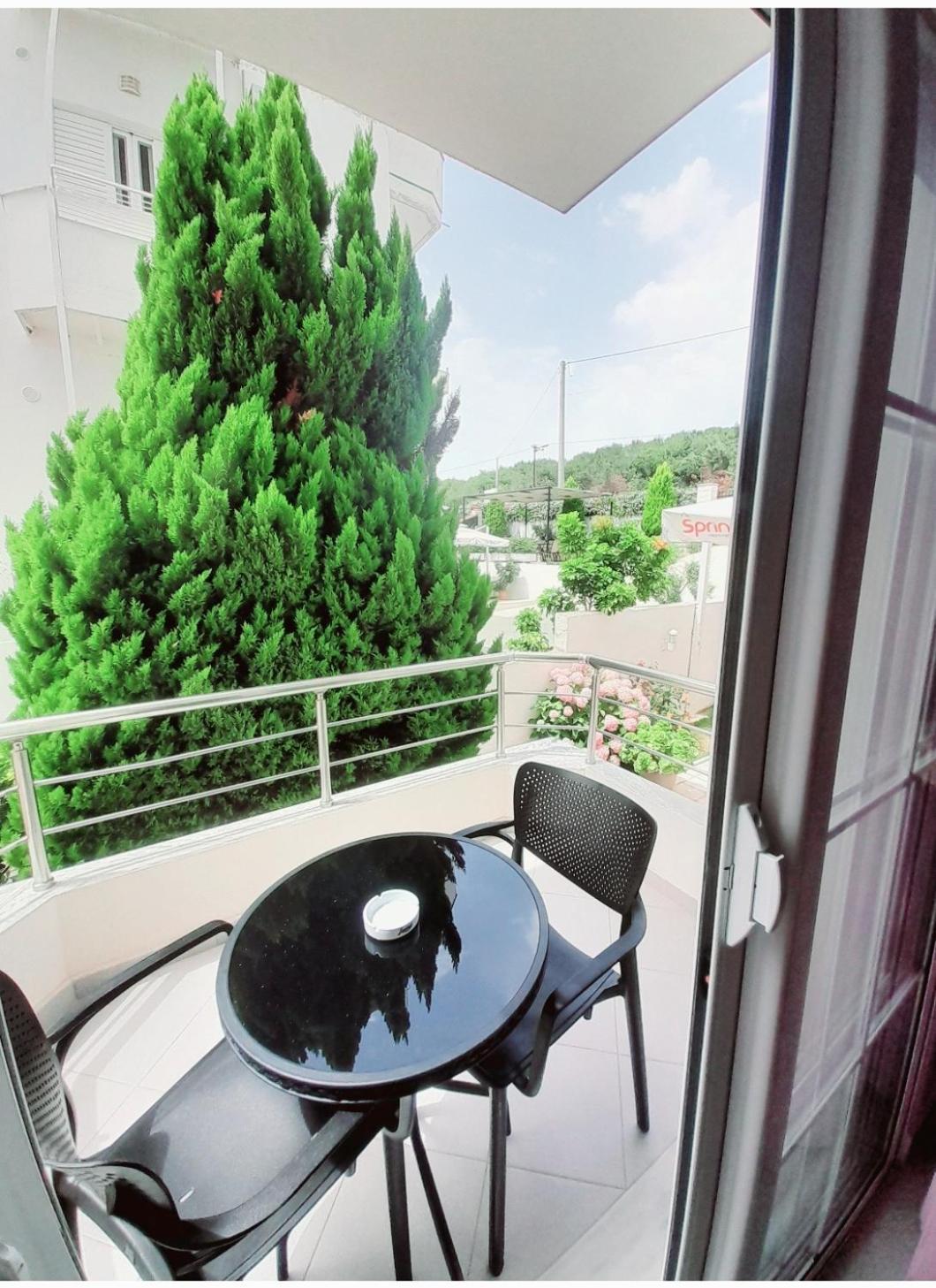 Gb Rooms Ksamil Phòng bức ảnh